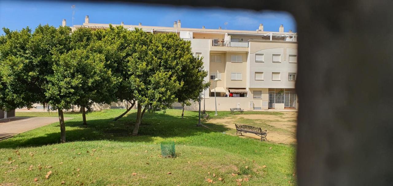 Apartamento CIUDAD DE ROTA Rota Exterior foto